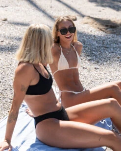 Clay Crochet Swim Top -Free Tide Area Cream2 d6e250ee 17ad 4324 b6d0 ac4322beadcd