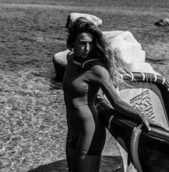 Manera Women's Seafarer Hybrid 3/2mm Chest Zip Long Sleeve Springsuit -Free Tide Area Galerie Neoprene women Seafarer 32 D