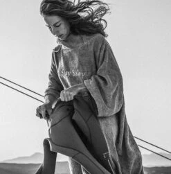 Manera Bamboo Winter Changing Poncho (Past Season) -Free Tide Area bamboo changing poncho 741083 4dafec5d 2b8c 46a3 9195 346f6e8a2704